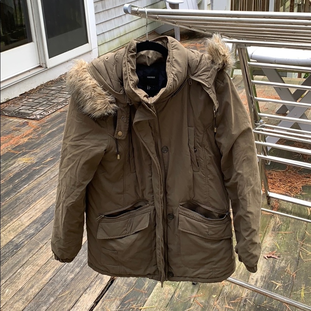 Forever 21 olive utility winter jacket fur hood